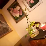 Corte Degli Estensi, Romantica Mansardina